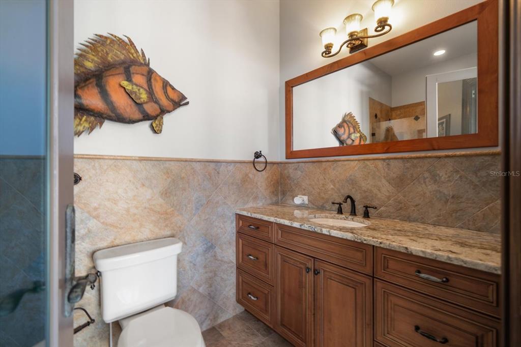 Largo, Florida, 33774, United States, 5 Bedrooms Bedrooms, ,7 BathroomsBathrooms,Residential,For Sale,1876225