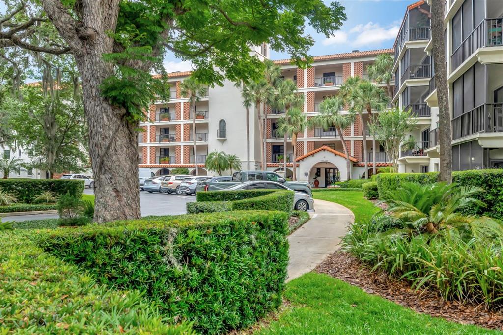 Winter Park, Florida, 32789, United States, 2 Bedrooms Bedrooms, ,1 BathroomBathrooms,Residential,For Sale,1794385
