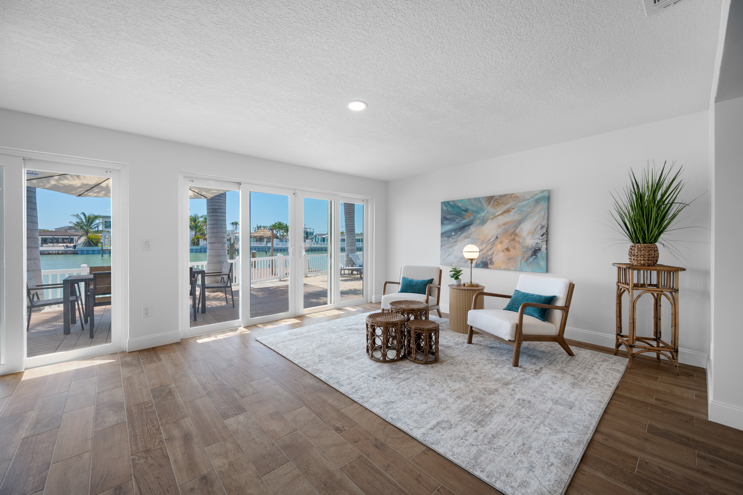 St Petersburg, Florida, 33707, United States, 3 Bedrooms Bedrooms, ,2 BathroomsBathrooms,Residential,For Sale,2034838