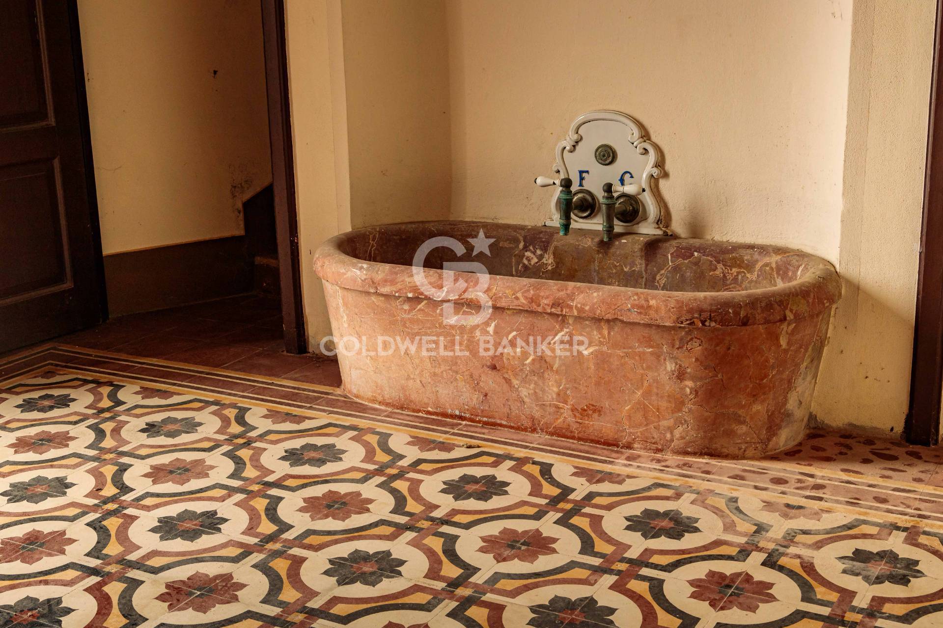 Santa Giuletta, Pavia, 27046, IT, 24 Bedrooms Bedrooms, ,32 BathroomsBathrooms,Residential,For Sale,1927281