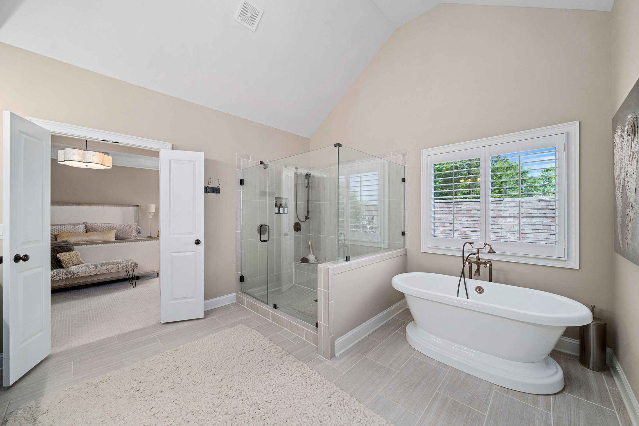  Set Within The Highly Sought-After Lake Haven At Crabapple Community - 物件實景