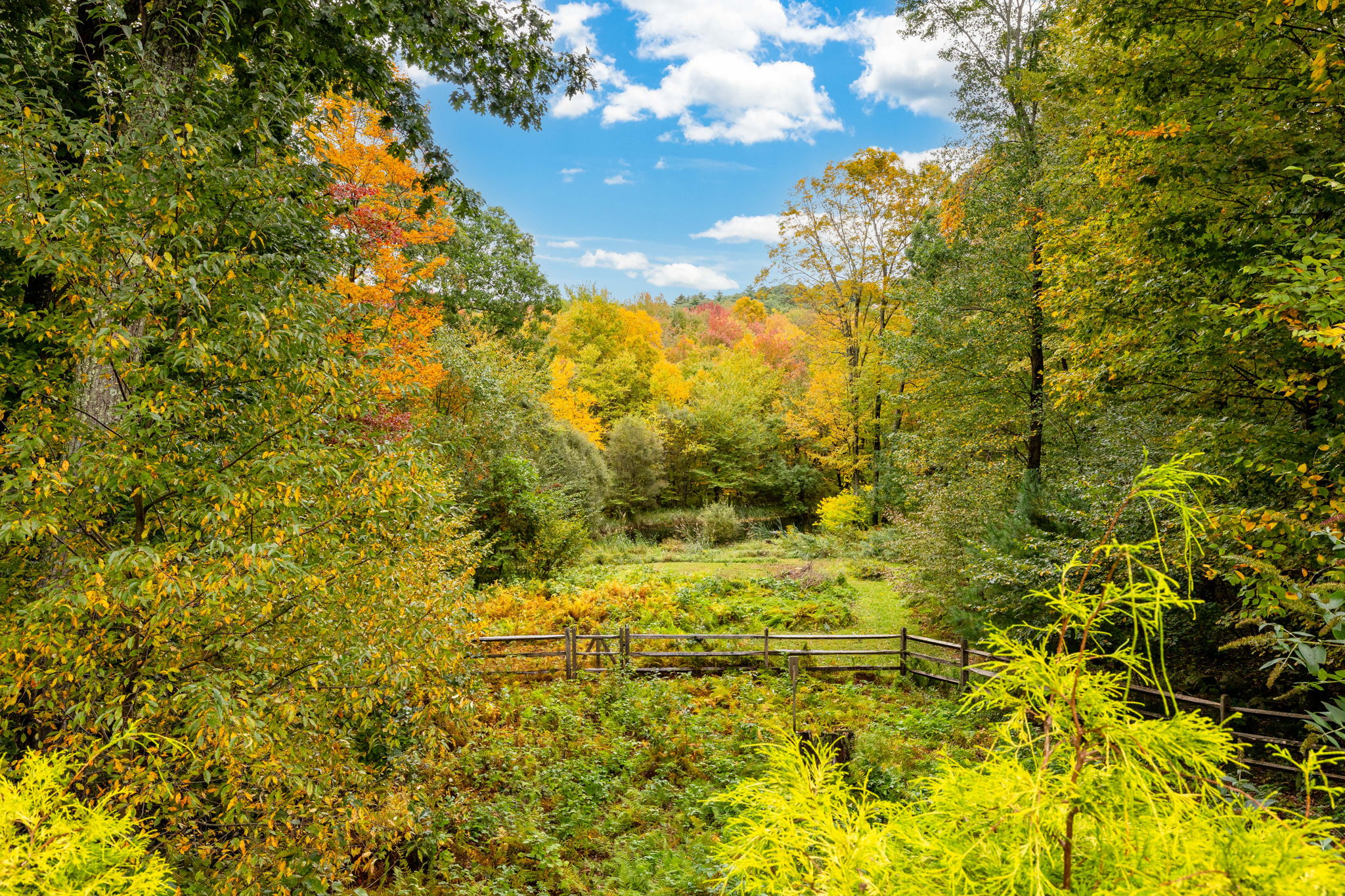  212 Looking Glass Hill Road - 物件實景