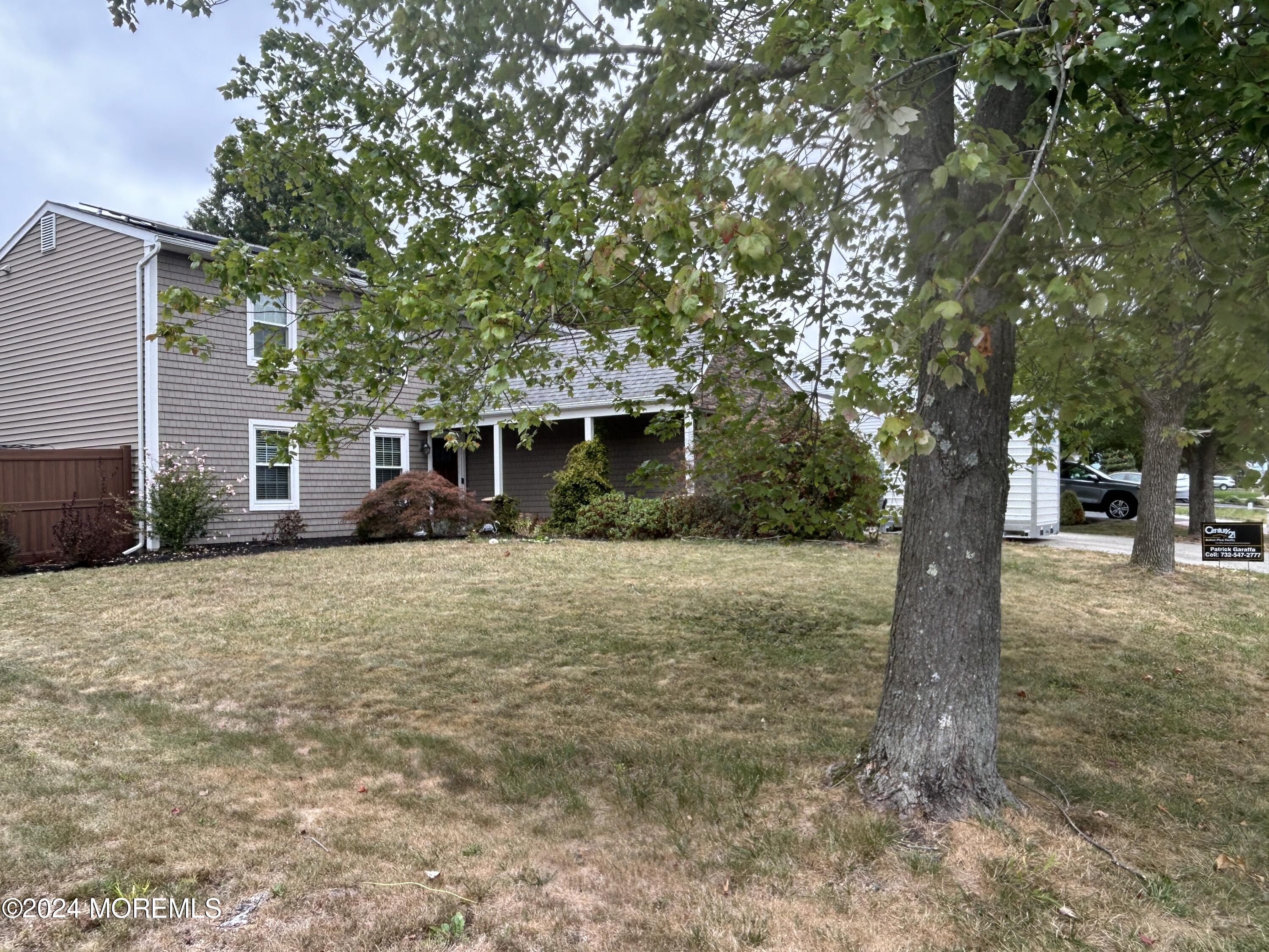 Howell, New Jersey, 07731, United States, 4 Bedrooms Bedrooms, ,3 BathroomsBathrooms,Residential,For Sale,1928001