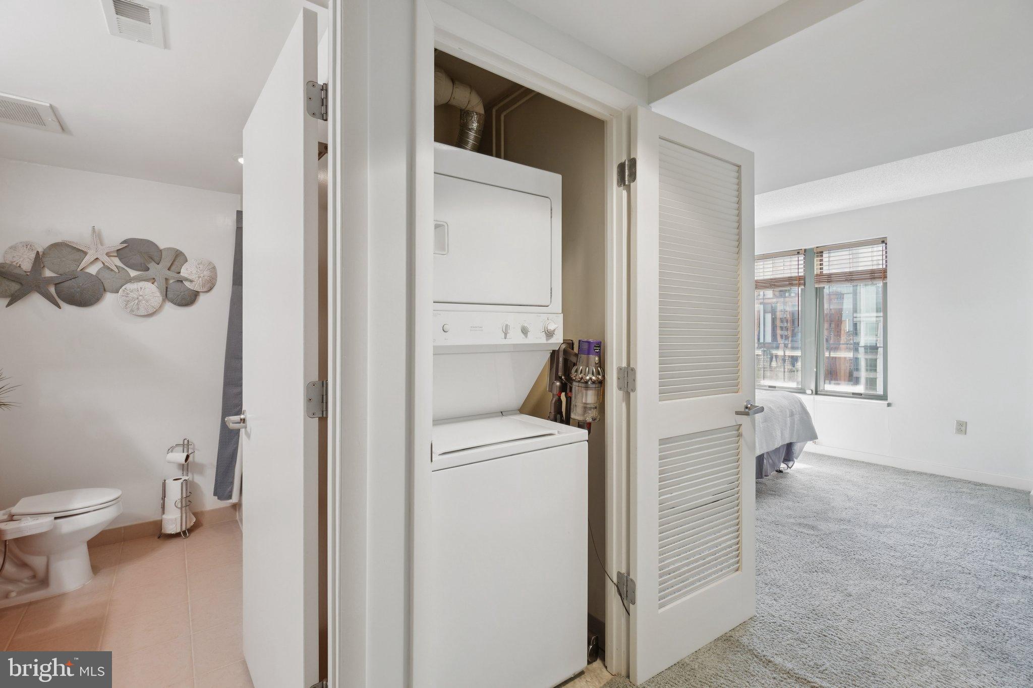 Washington, District of Columbia, 20005, United States, 2 Bedrooms Bedrooms, ,2 BathroomsBathrooms,Residential,For Sale,1976159