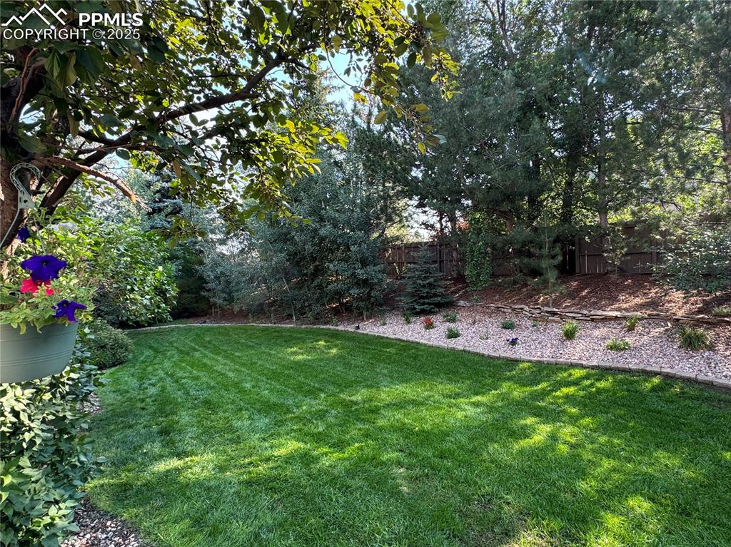 Colorado Springs, Colorado, 80920, United States, 5 Bedrooms Bedrooms, ,4 BathroomsBathrooms,Residential,For Sale,1876956