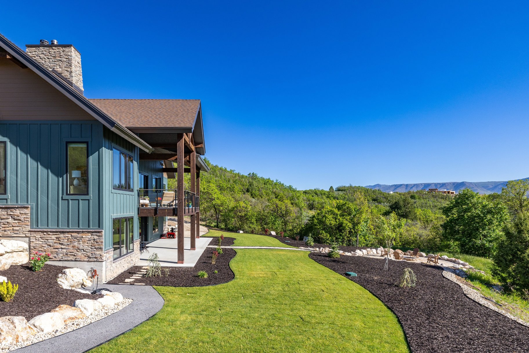  Welcome to a Private Mountain Luxury Retreat on Iconic Old Snowbasin Road - 物件實景