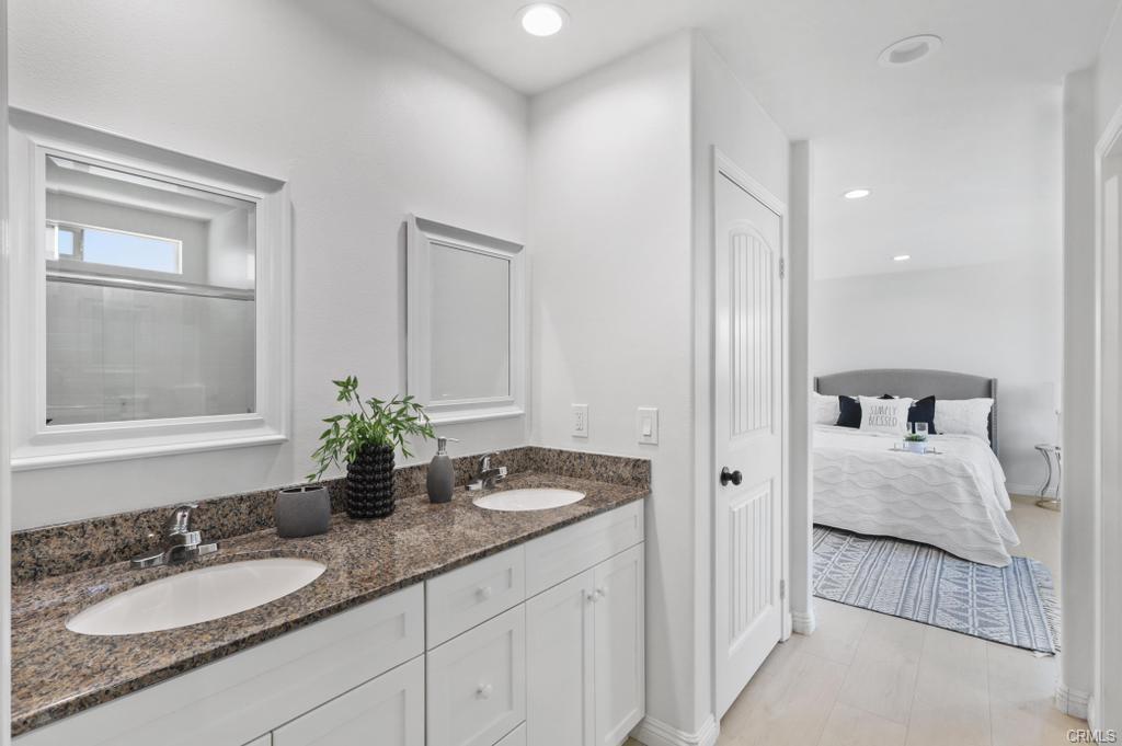 Lake Elsinore, California, 92530, United States, 4 Bedrooms Bedrooms, ,3 BathroomsBathrooms,Residential,For Sale,1942705