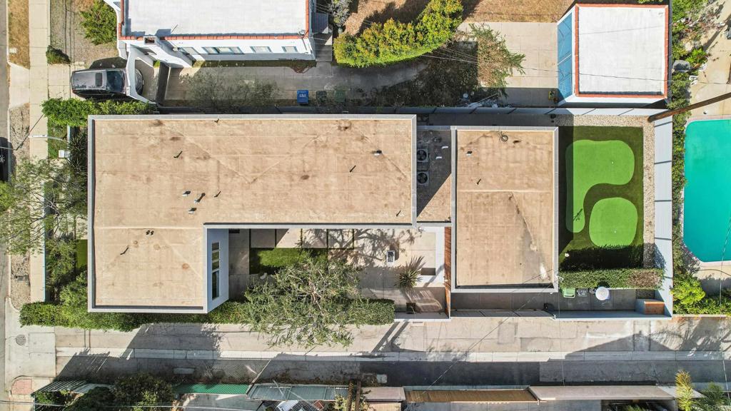 Venice, California, 90291, United States, 4 Bedrooms Bedrooms, ,4 BathroomsBathrooms,Residential,For Sale,1843493