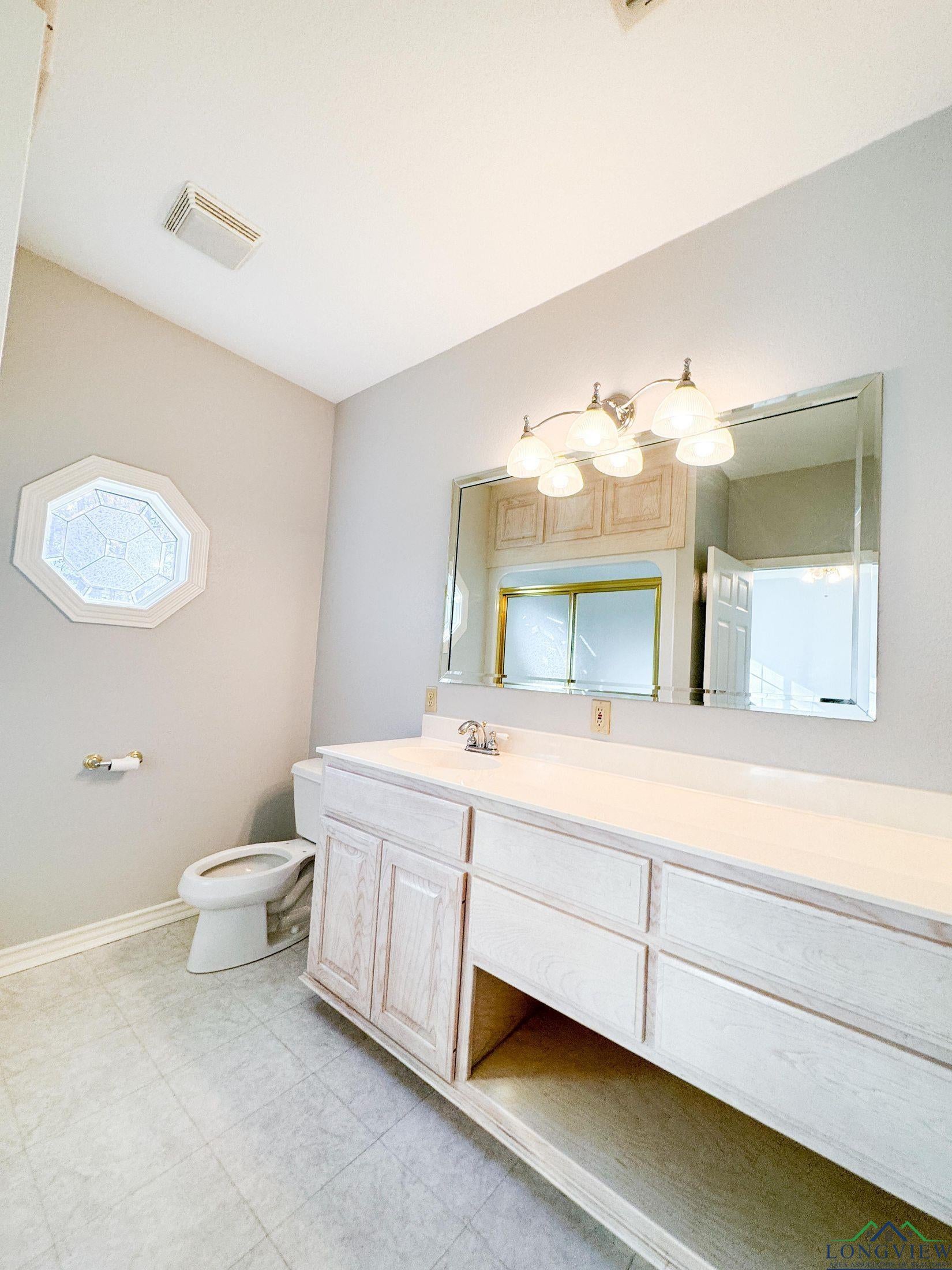 Bivins, Texas, 75555, United States, 3 Bedrooms Bedrooms, ,3 BathroomsBathrooms,Residential,For Sale,1873299