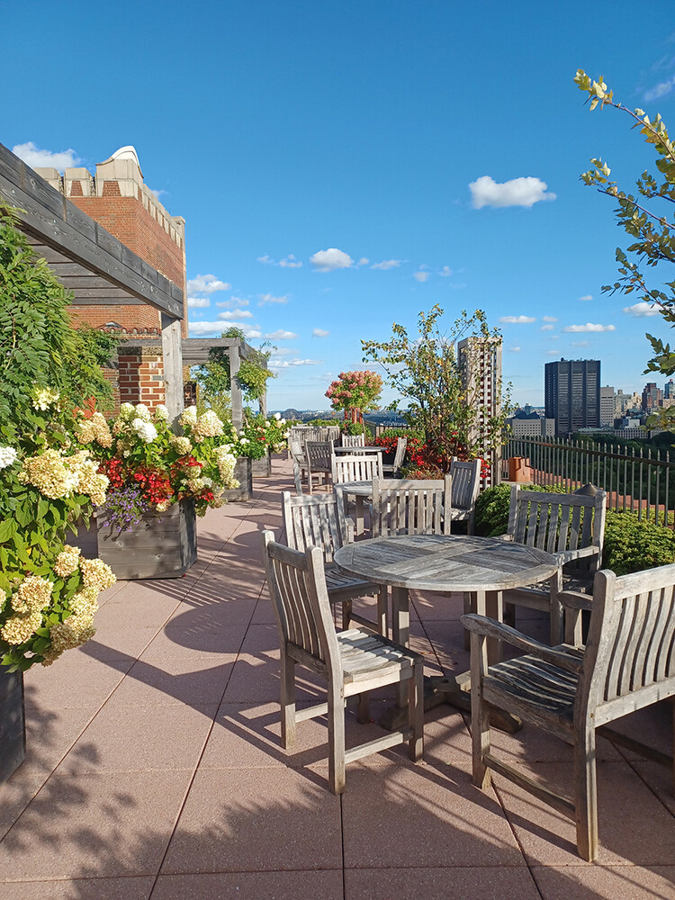 New York City, New York, 10025, United States, 2 Bedrooms Bedrooms, ,2 BathroomsBathrooms,Residential,For Sale,1901296