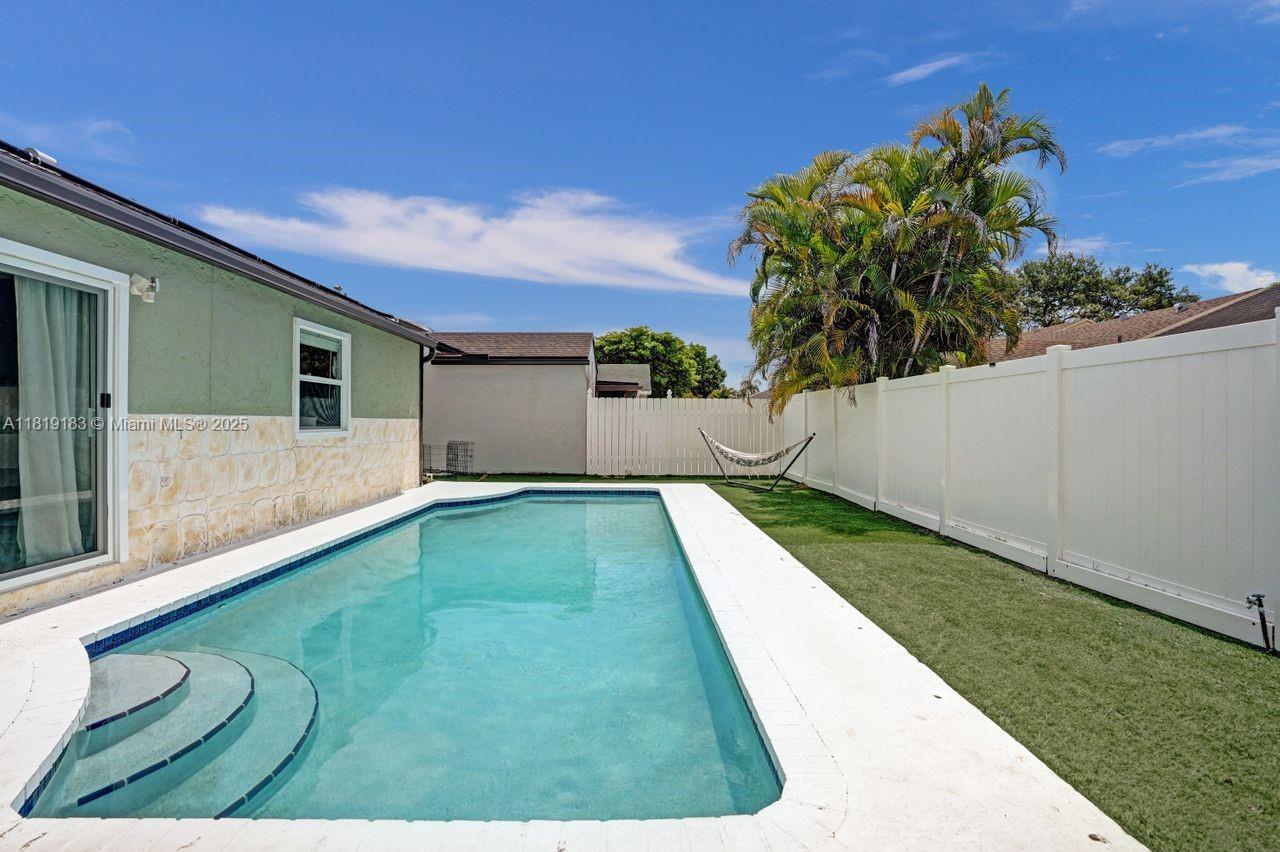 Boca Raton, Florida, 33496, United States, 3 Bedrooms Bedrooms, ,2 BathroomsBathrooms,Residential,For Sale,1850264