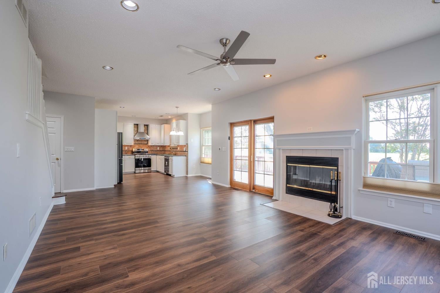 Monroe, New Jersey, 08831, United States, 3 Bedrooms Bedrooms, ,3 BathroomsBathrooms,Residential,For Sale,1981683