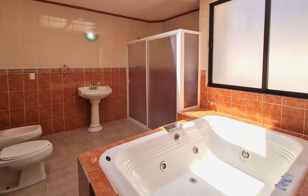 Bosque de Bolonia, Naucalpan de Juárez, Estado de México, 53296, Mexico, 5 Bedrooms Bedrooms, ,5 BathroomsBathrooms,Residential,For Sale,Bosque de Bolonia,1441617