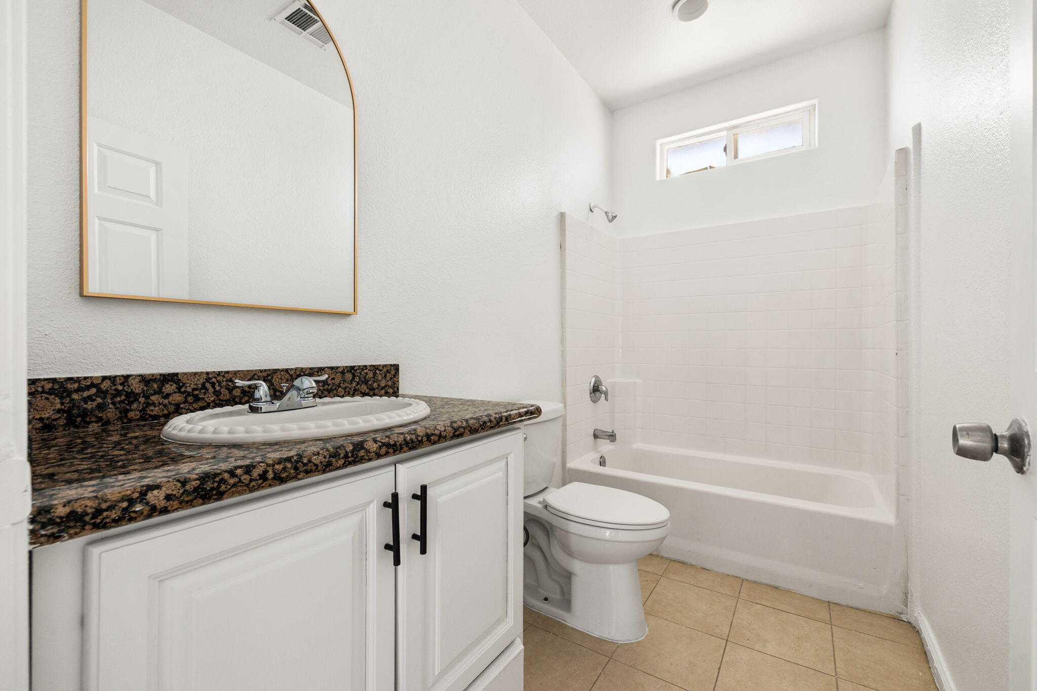 Desert Hot Springs, California, 92241, United States, 4 Bedrooms Bedrooms, ,3 BathroomsBathrooms,Residential,For Sale,1987511