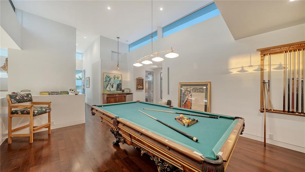 Sarasota, Florida, 34236, United States, 3 Bedrooms Bedrooms, ,5 BathroomsBathrooms,Residential,For Sale,1908406