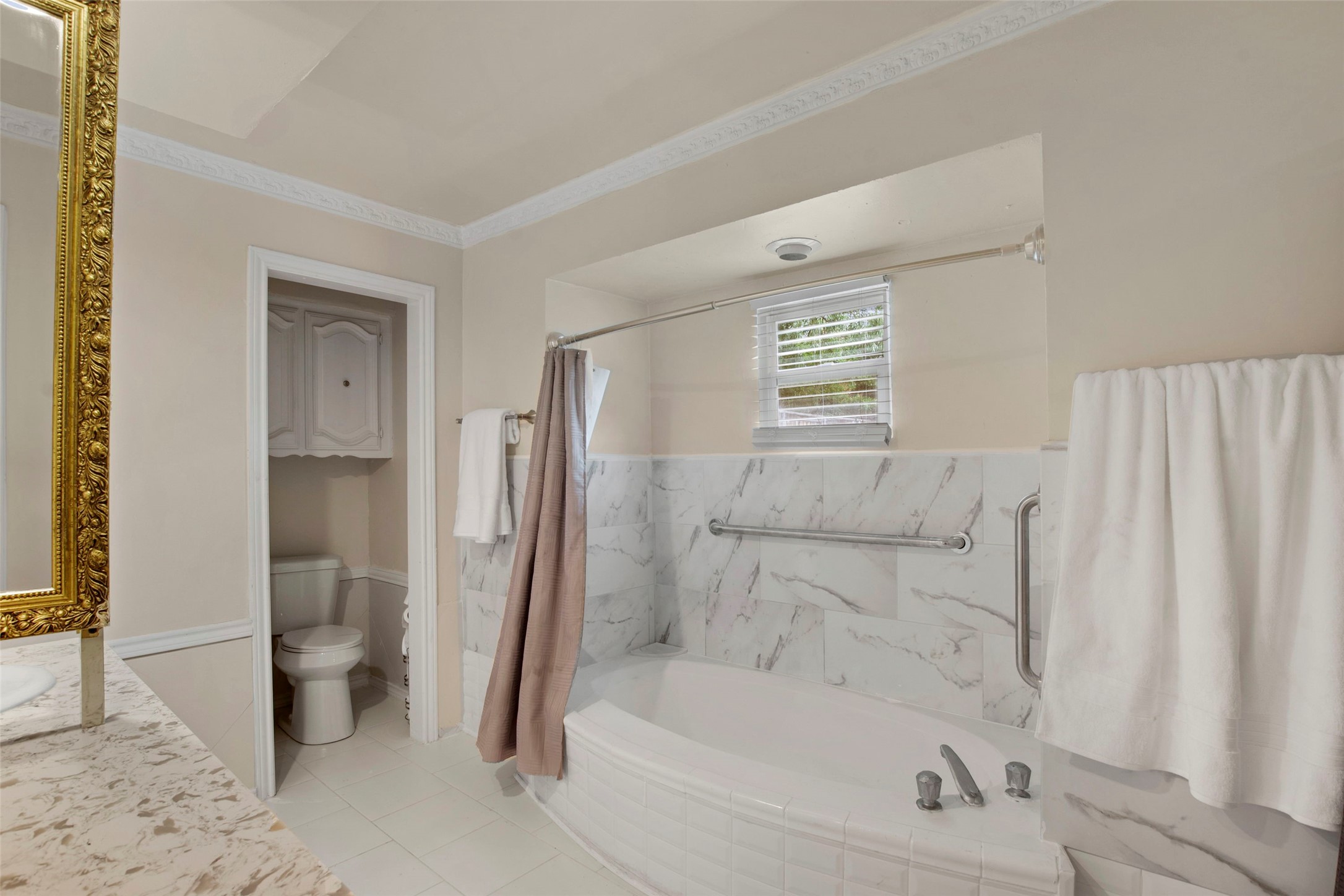 Dallas, Texas, 75243, United States, 5 Bedrooms Bedrooms, ,3 BathroomsBathrooms,Residential,For Sale,1847353