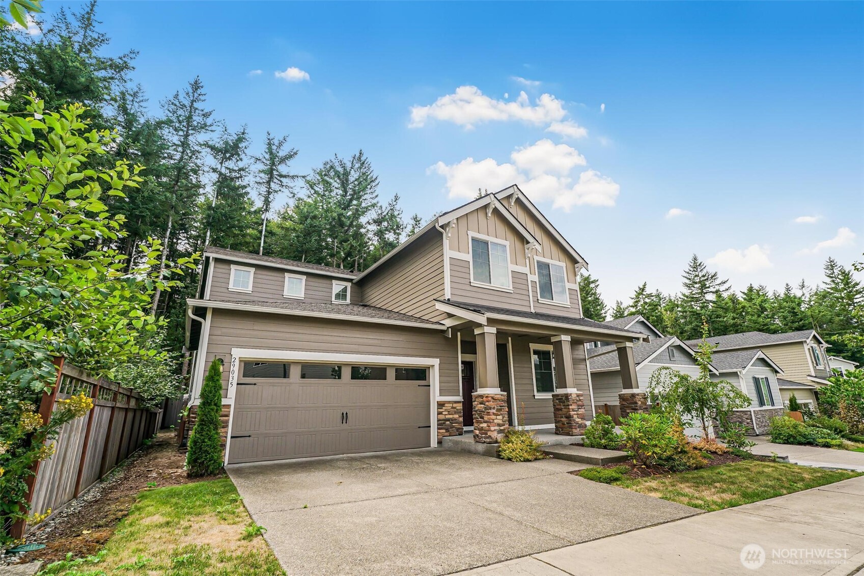 Maple Valley, Washington, 98010, United States, 5 Bedrooms Bedrooms, ,2 BathroomsBathrooms,Residential,For Sale,1917567