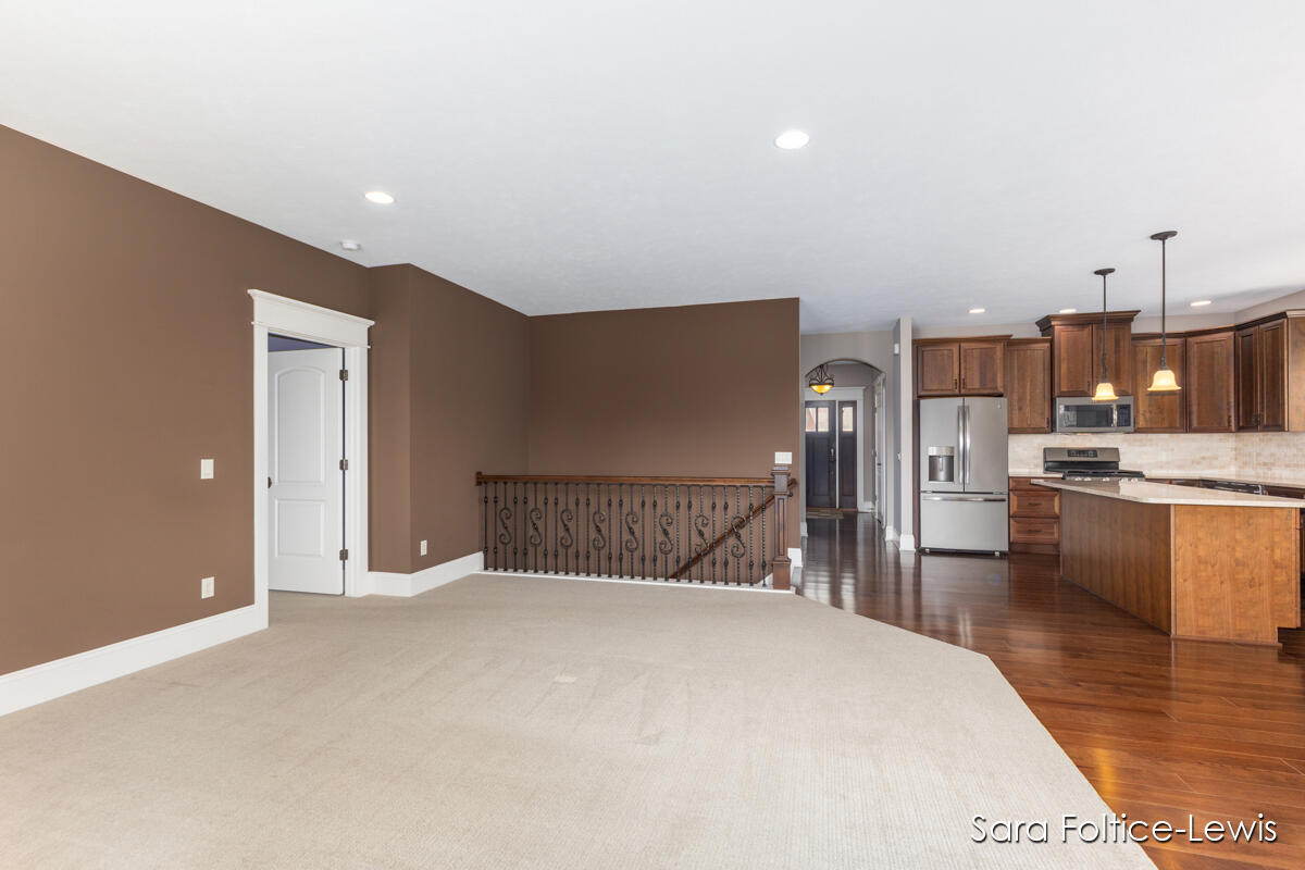 Grandville, Michigan, 49418, United States, 4 Bedrooms Bedrooms, ,3 BathroomsBathrooms,Residential,For Sale,1937298