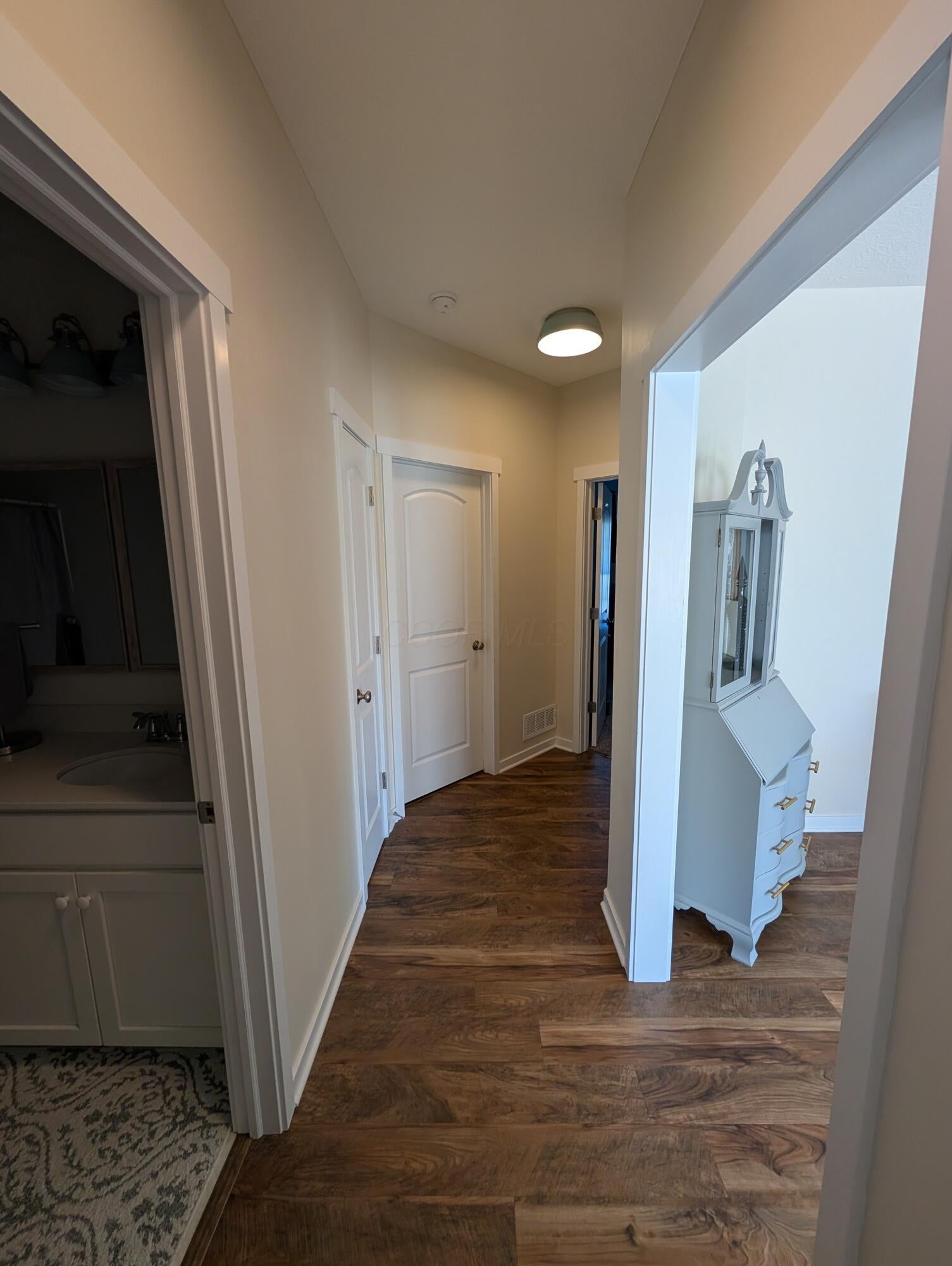 Orient, Ohio, 43146, United States, 4 Bedrooms Bedrooms, ,3 BathroomsBathrooms,Residential,For Sale,1990244