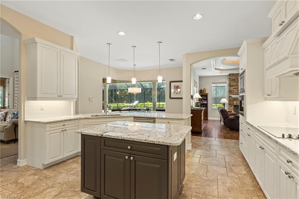 Naples, Florida, 34105, United States, 5 Bedrooms Bedrooms, ,4 BathroomsBathrooms,Residential,For Sale,1988253