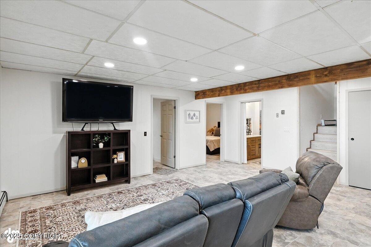 Kenai, Alaska, 99611, United States, 3 Bedrooms Bedrooms, ,2 BathroomsBathrooms,Residential,For Sale,1977033