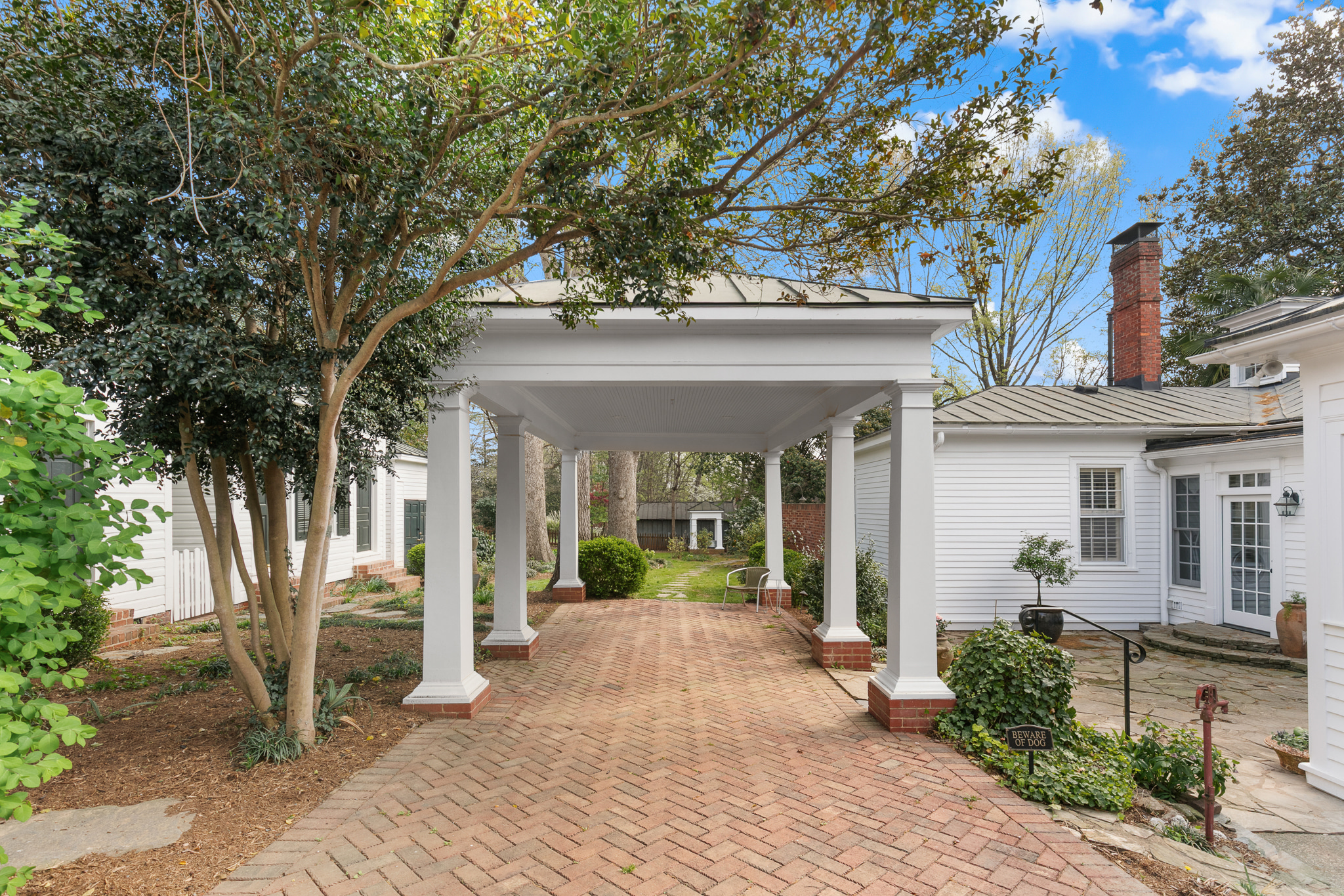  318 North Churton Street, Hillsborough, NC 27278 - 物件實景