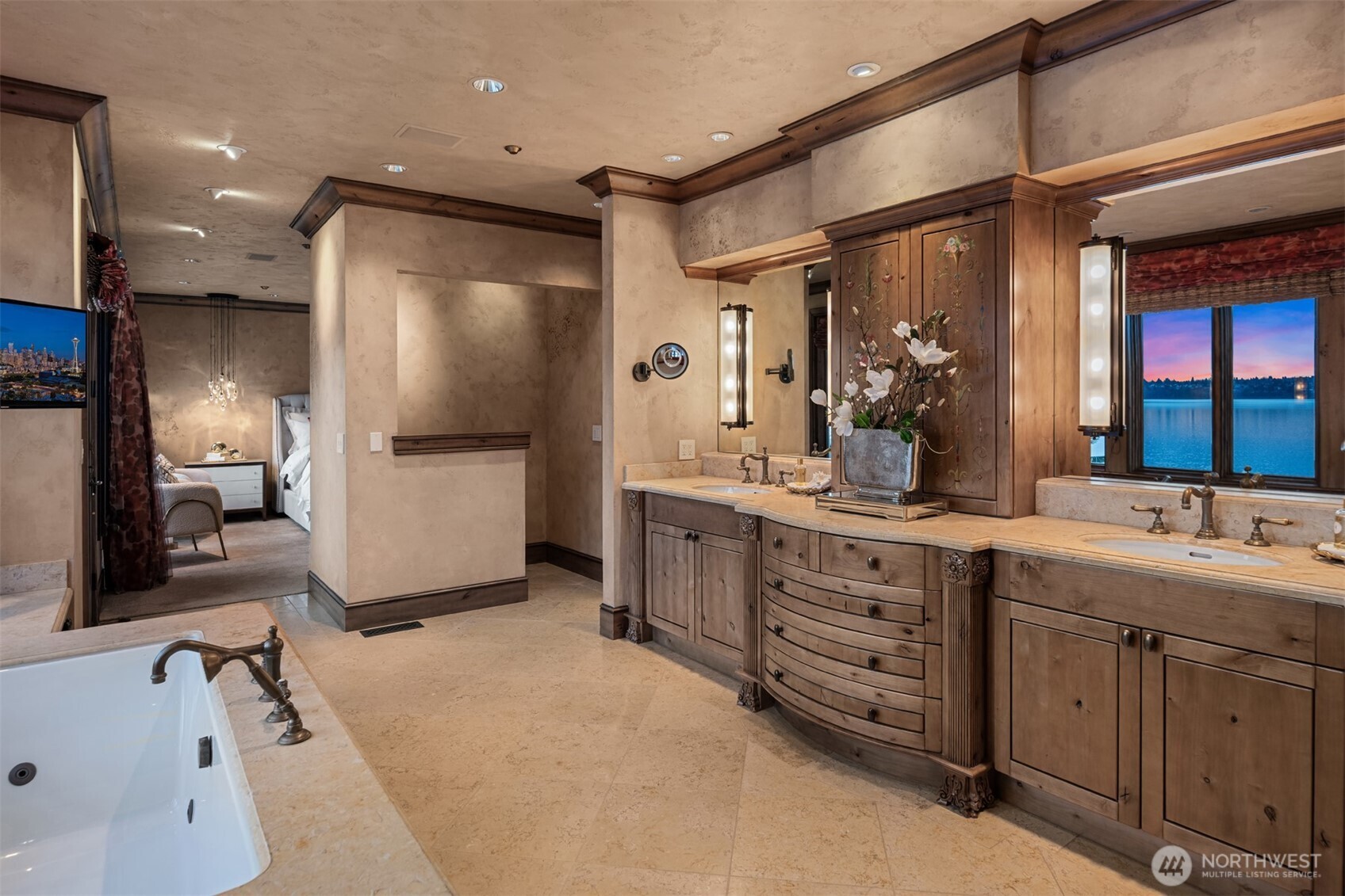 Mercer Island, Washington, 98040, United States, 3 Bedrooms Bedrooms, ,3 BathroomsBathrooms,Residential,For Sale,1729957