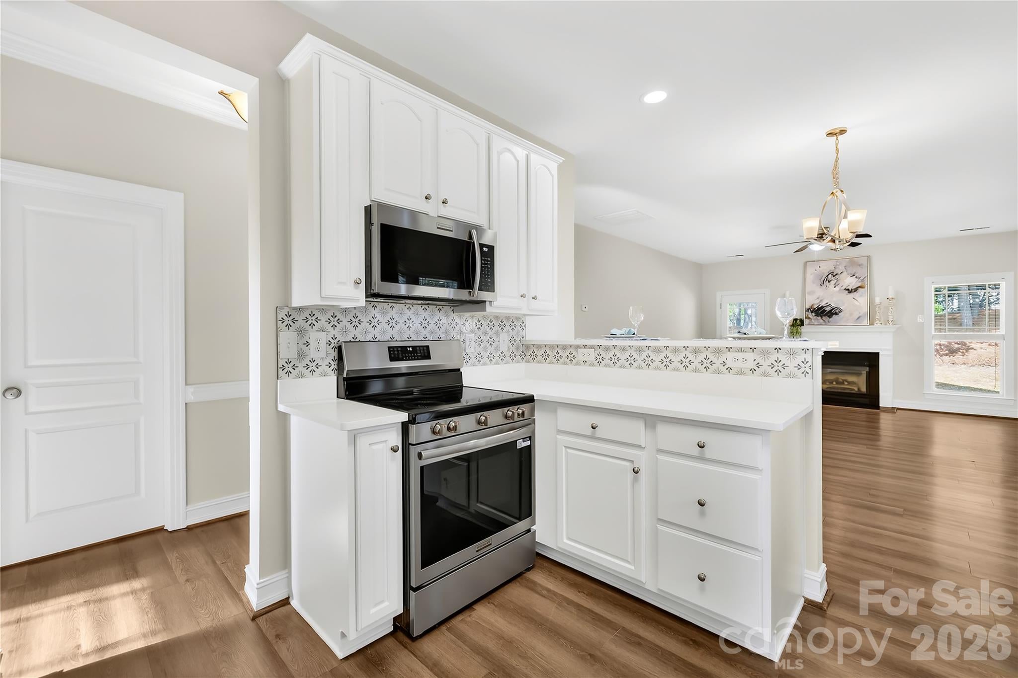 Cornelius, North Carolina, 28031, United States, 4 Bedrooms Bedrooms, ,4 BathroomsBathrooms,Residential,For Sale,2045190