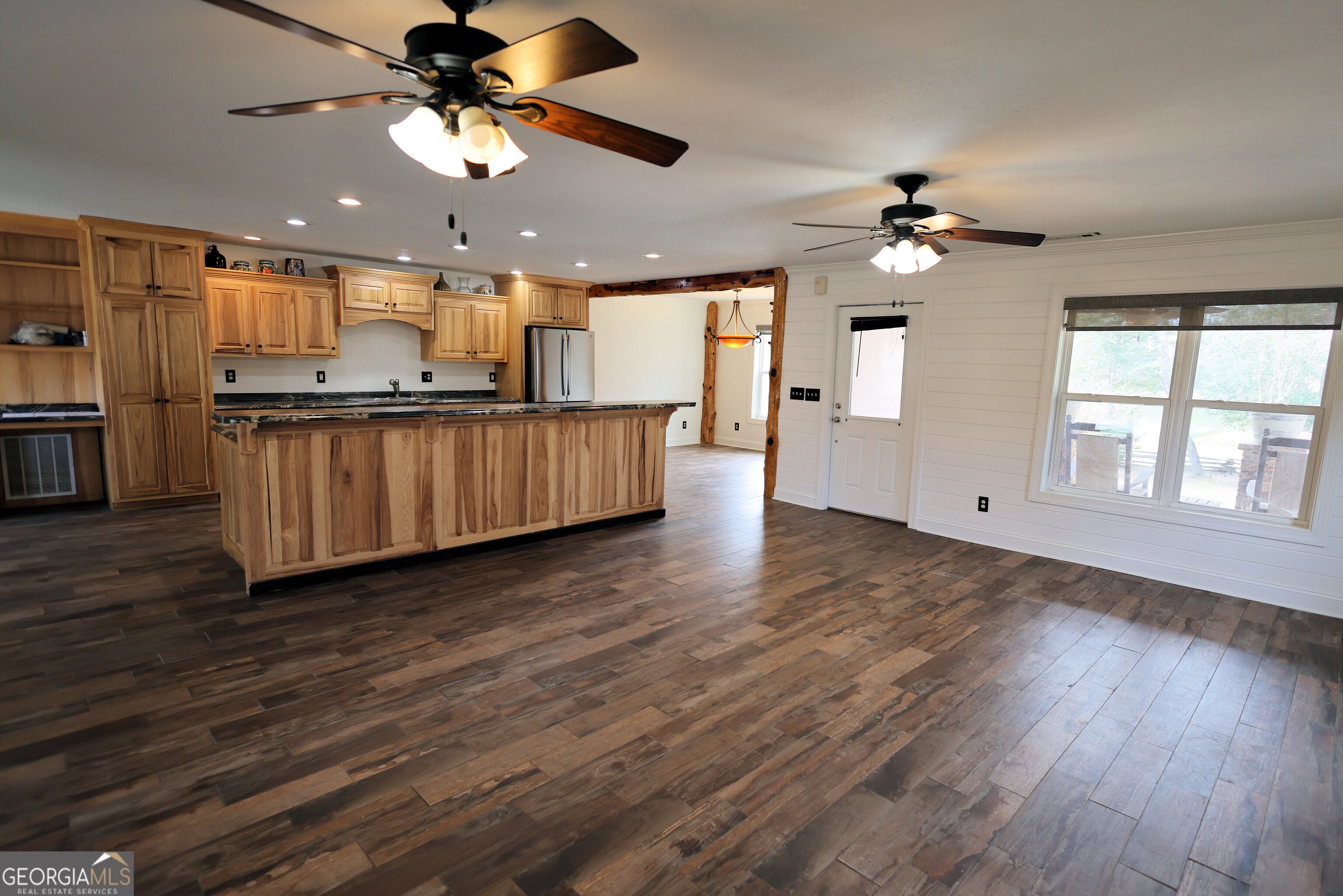 Tiger, Georgia, 30576, United States, 4 Bedrooms Bedrooms, ,3 BathroomsBathrooms,Residential,For Sale,1859073