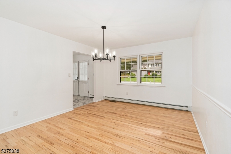 Parsippany-Troy Hills Twp., New Jersey, 07950, United States, 4 Bedrooms Bedrooms, ,3 BathroomsBathrooms,Residential,For Sale,1906733