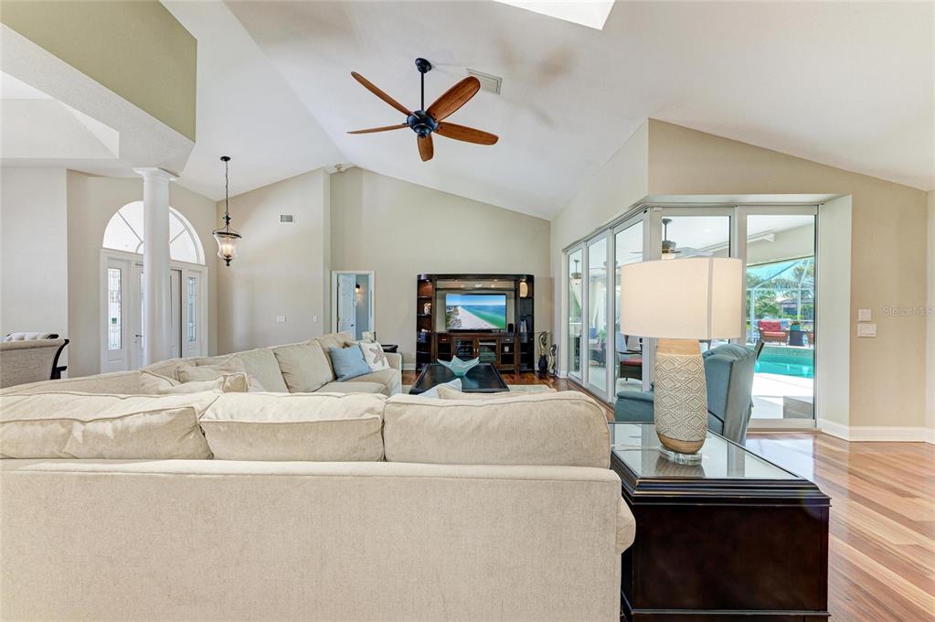 Punta Gorda, Florida, 33950, United States, 4 Bedrooms Bedrooms, ,2 BathroomsBathrooms,Residential,For Sale,1804003