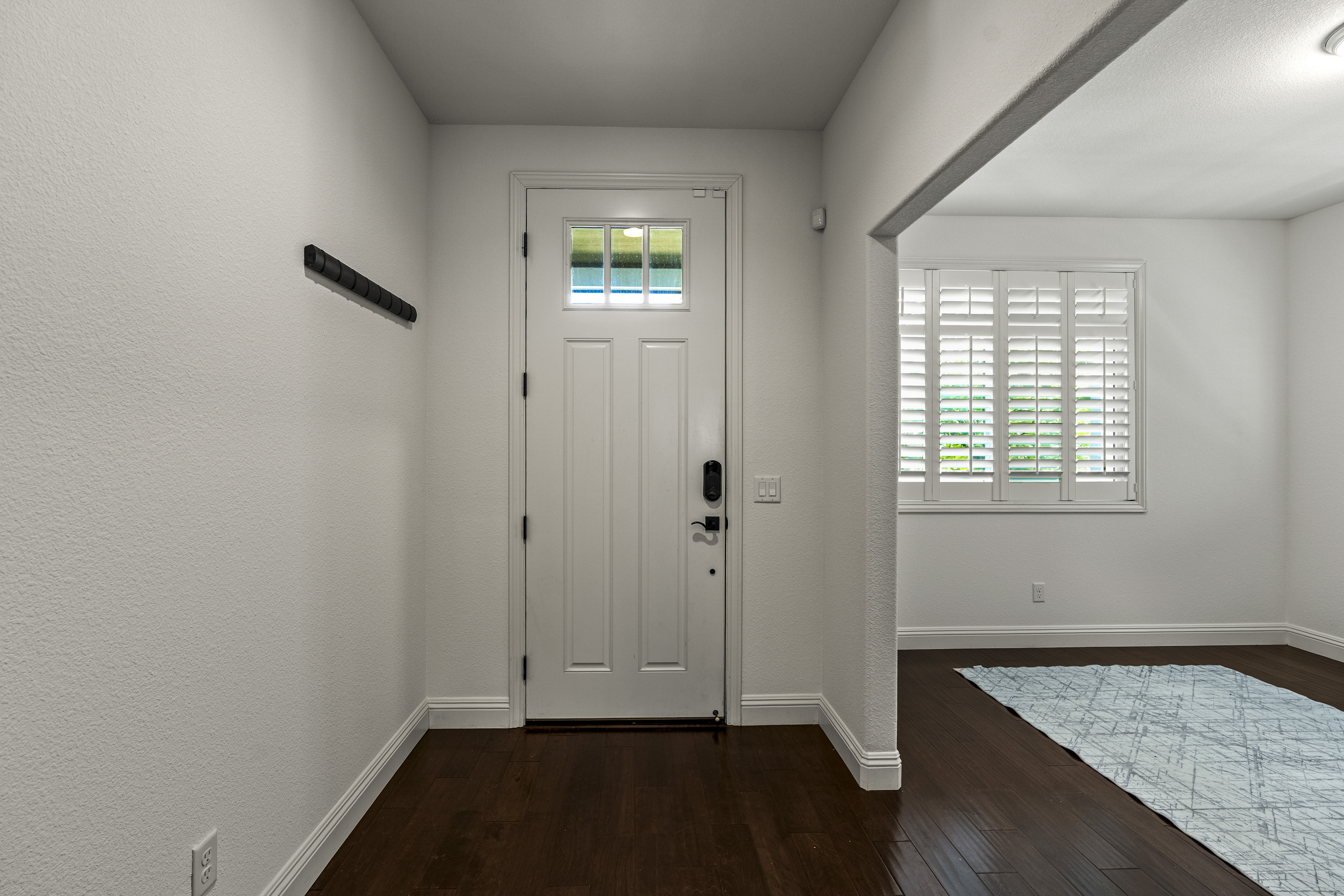  1357 Magnolia Ave - 物件實景