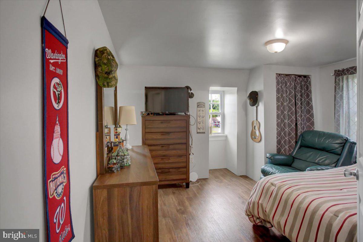 Orrstown, Pennsylvania, 17244, United States, 4 Bedrooms Bedrooms, ,2 BathroomsBathrooms,Residential,For Sale,1906124