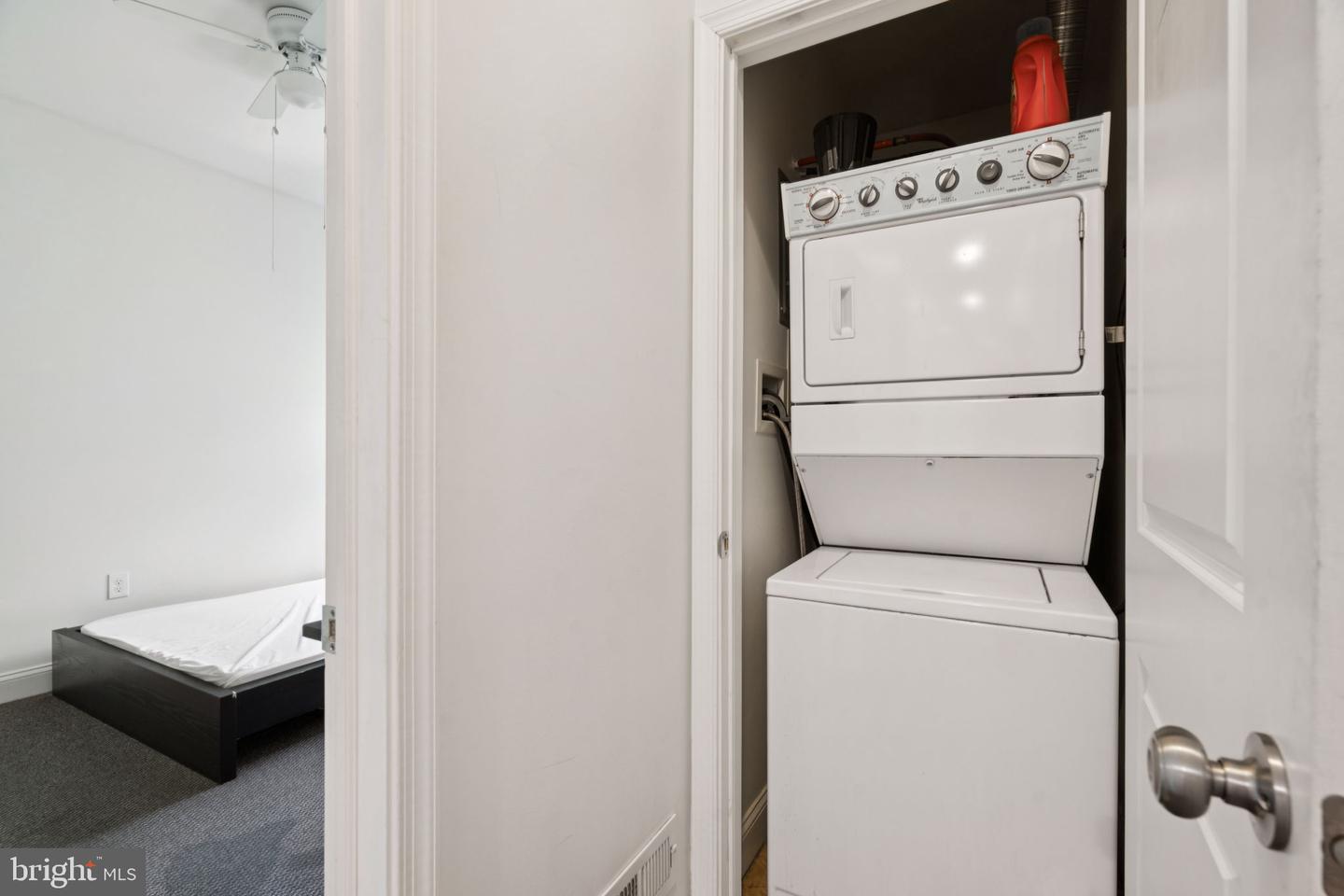 Philadelphia, Pennsylvania, 19133, United States, ,Residential,For Sale,1965543