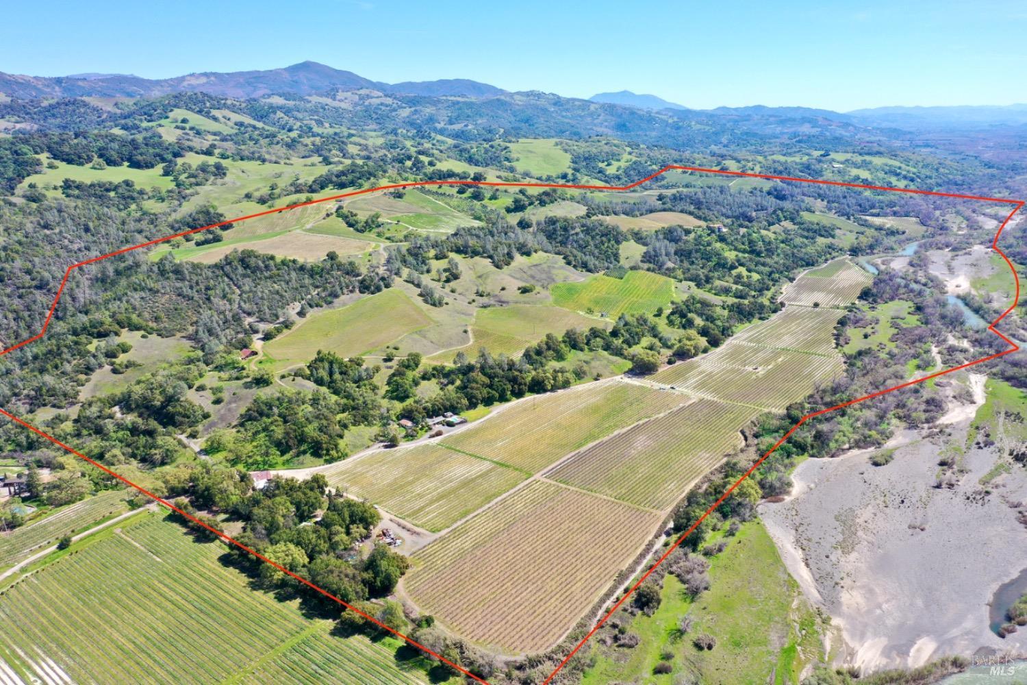 Cloverdale, California, 95425, United States, 5 Bedrooms Bedrooms, ,5 BathroomsBathrooms,Residential,For Sale,1759747