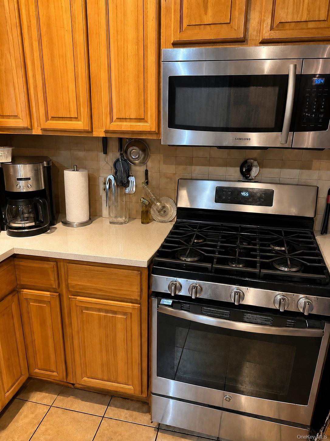 Brooklyn, New York, 11220, United States, 6 Bedrooms Bedrooms, ,3 BathroomsBathrooms,Residential,For Sale,2048677