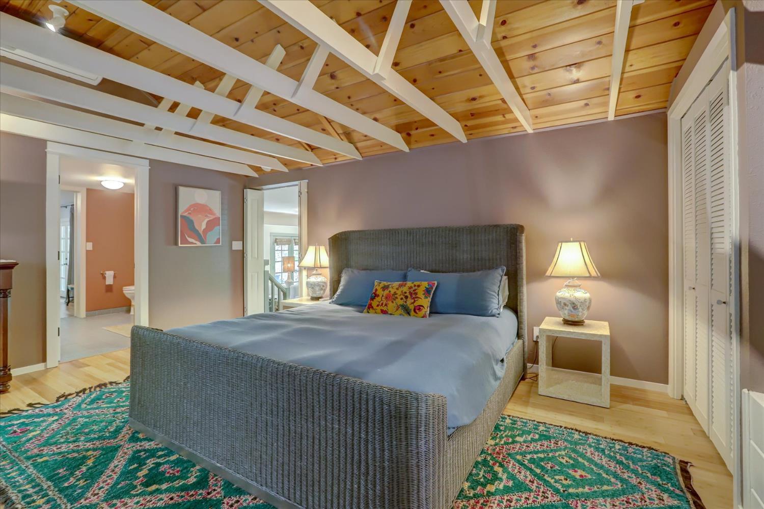 Nevada City, California, 95959, United States, 2 Bedrooms Bedrooms, ,2 BathroomsBathrooms,Residential,For Sale,1984222