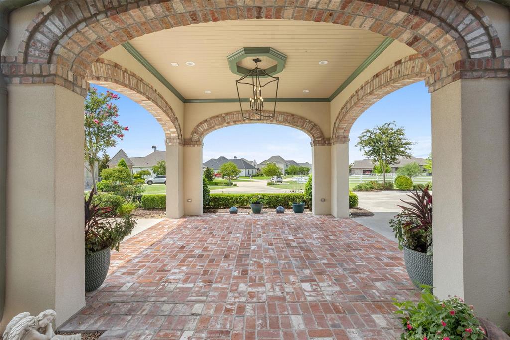 Lake Charles, Louisiana, 70605, United States, 5 Bedrooms Bedrooms, ,8 BathroomsBathrooms,Residential,For Sale,2017314
