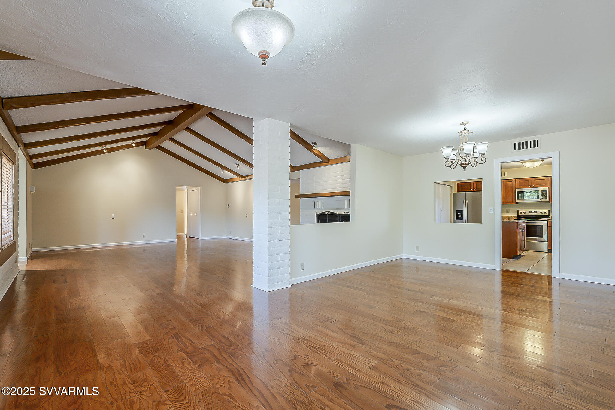 Sedona, Arizona, 86351, United States, 3 Bedrooms Bedrooms, ,2 BathroomsBathrooms,Residential,For Sale,1838800