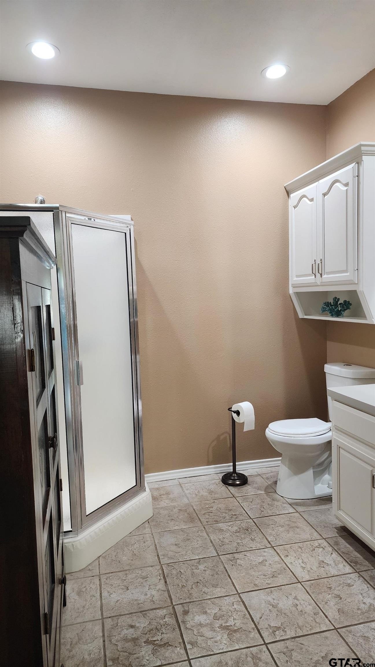 Pittsburg, Texas, 75686, United States, 4 Bedrooms Bedrooms, ,4 BathroomsBathrooms,Residential,For Sale,1880641