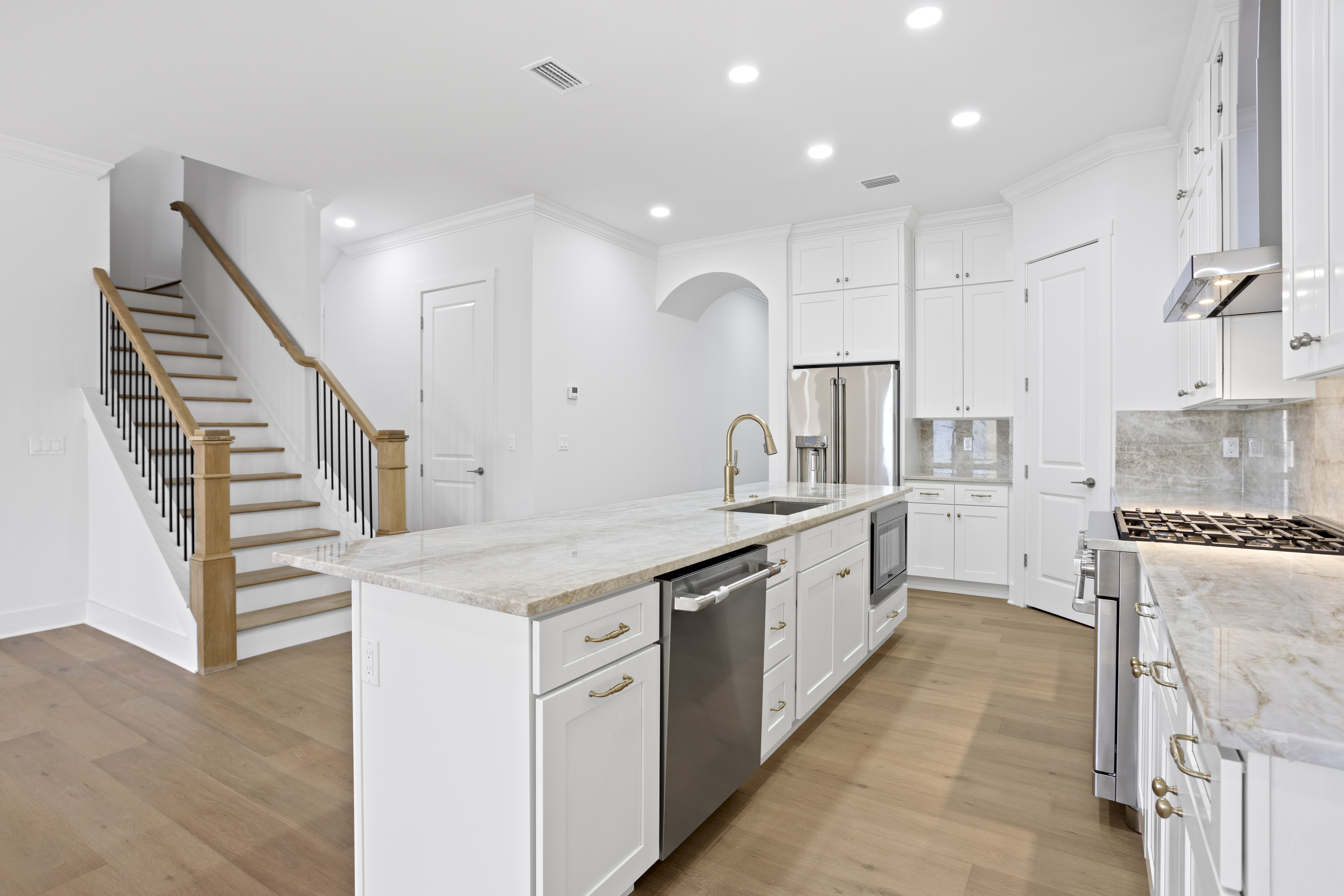 Tampa, Florida, 33611, United States, 4 Bedrooms Bedrooms, ,3 BathroomsBathrooms,Residential,For Sale,1977449