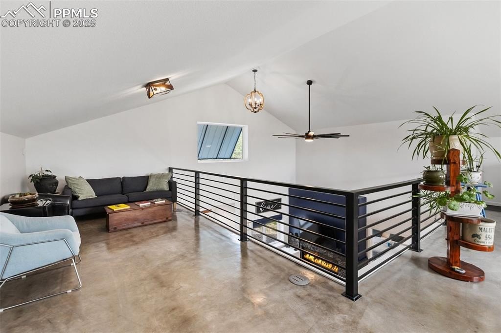 Florissant, Colorado, 80816, United States, 3 Bedrooms Bedrooms, ,2 BathroomsBathrooms,Residential,For Sale,1882650