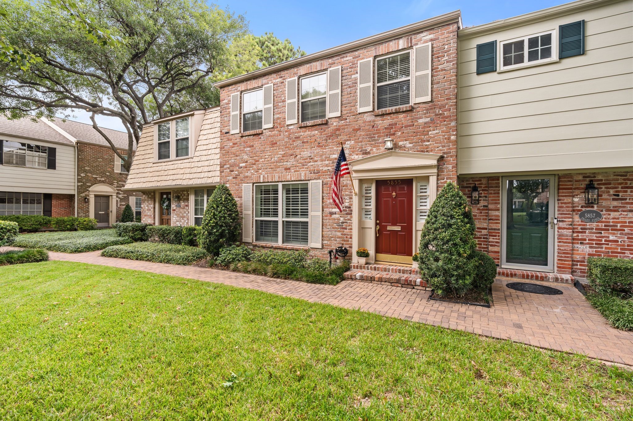  5855 Valley Forge Drive #109 - 物件實景