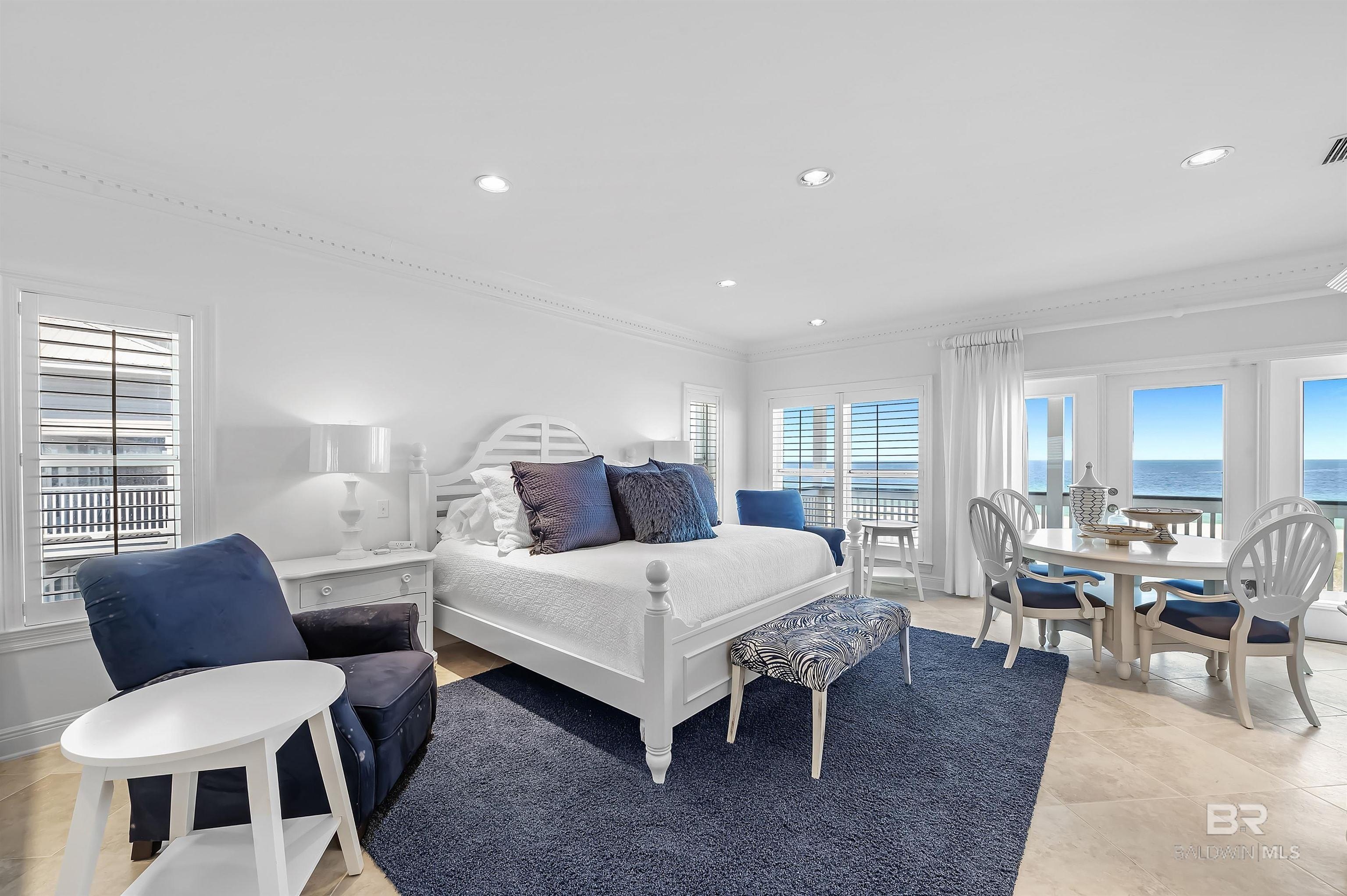 Pensacola, Florida, 32507, United States, 8 Bedrooms Bedrooms, ,9 BathroomsBathrooms,Residential,For Sale,1983870