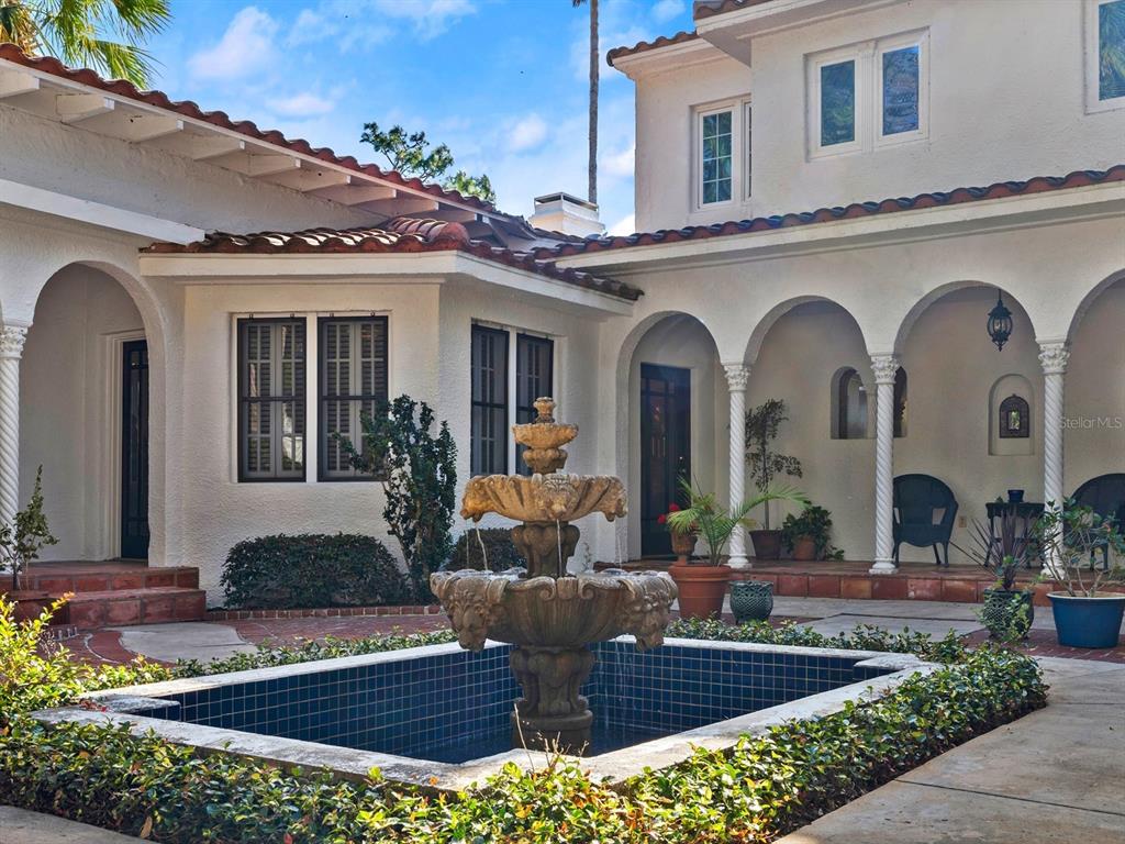 Eustis, Florida, 32736, United States, 6 Bedrooms Bedrooms, ,6 BathroomsBathrooms,Residential,For Sale,1805278
