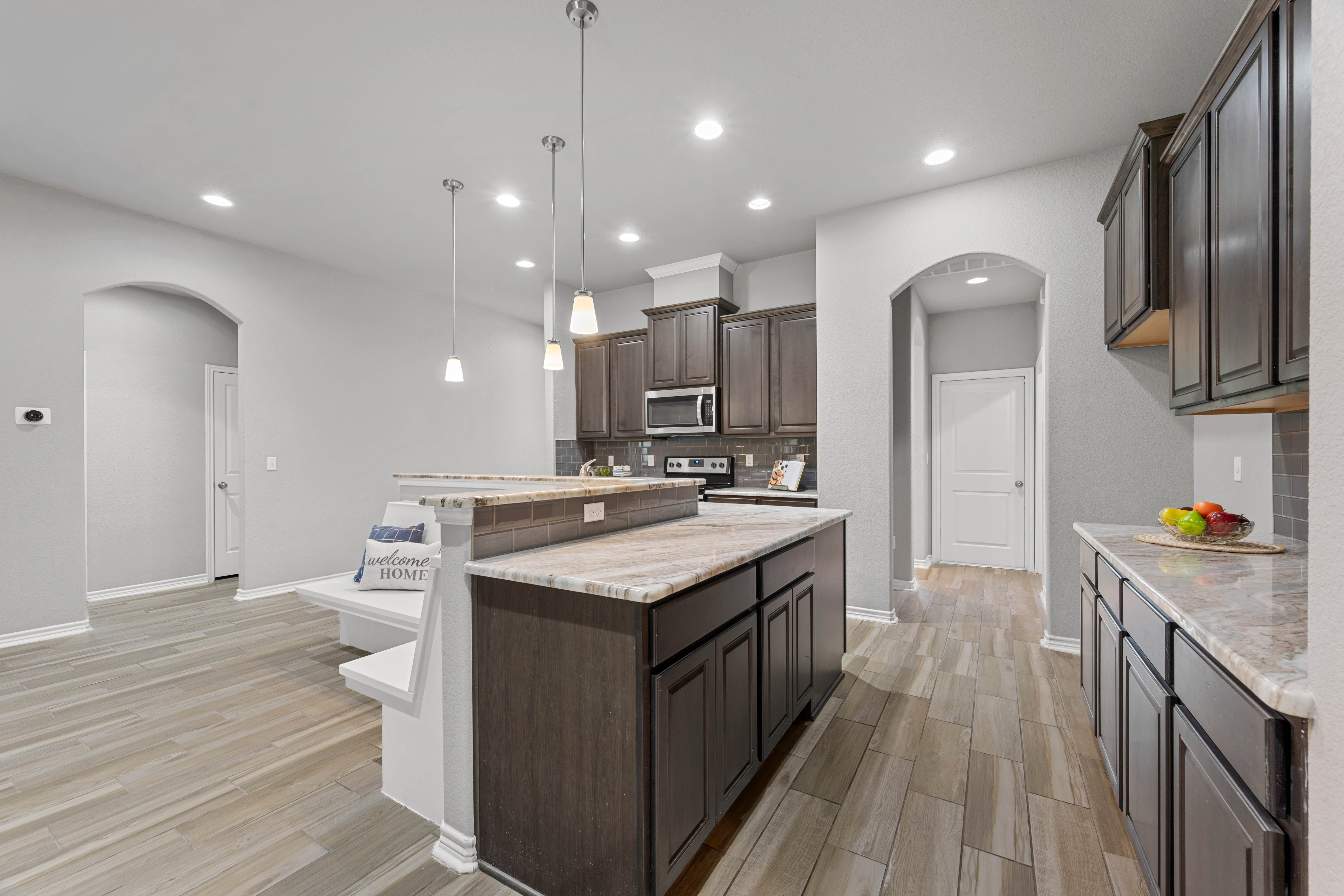  Gorgeous 4BR Home in Wandering Oaks - 物件實景