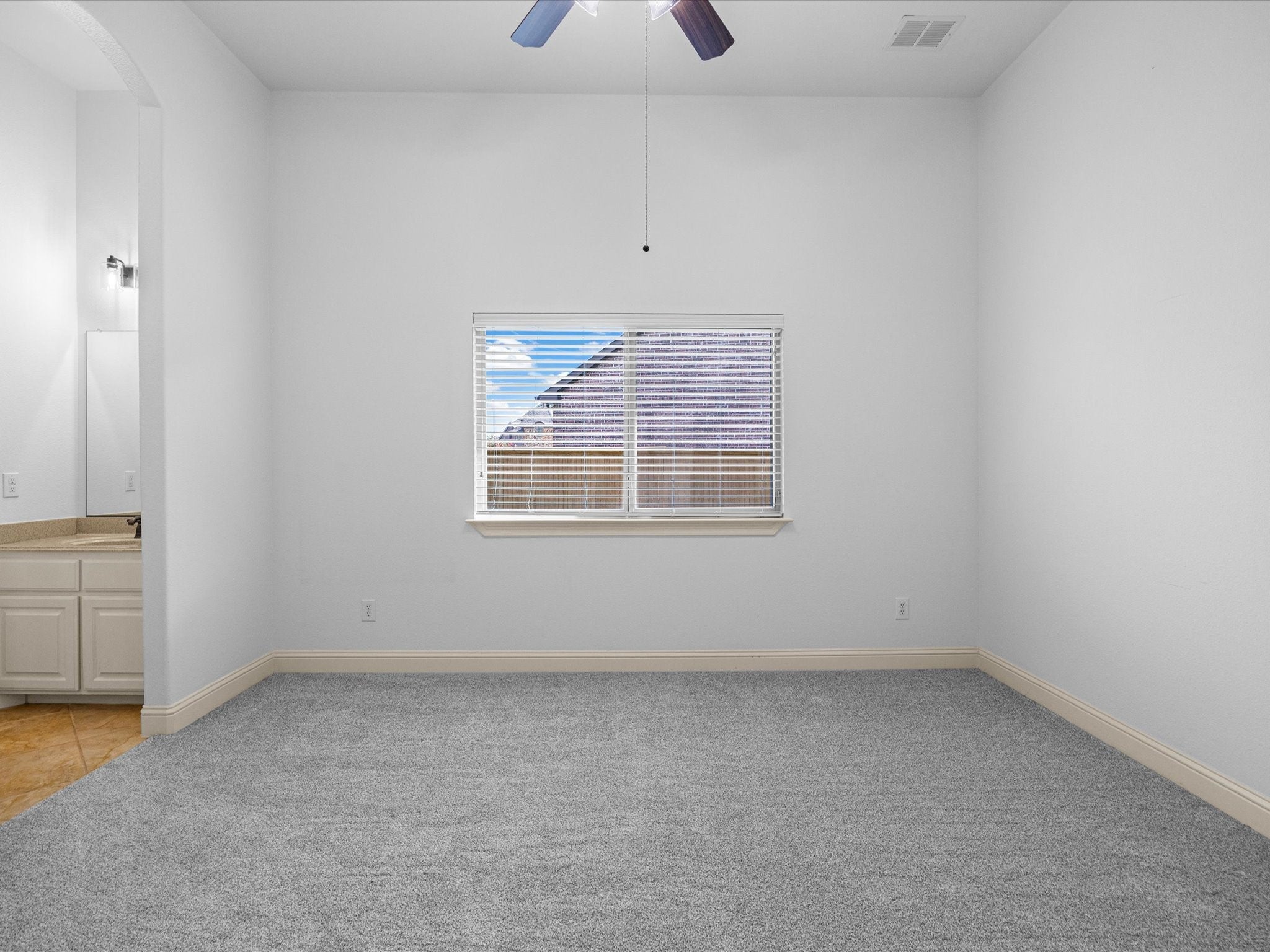 Trophy Club, Texas, 76262, United States, 4 Bedrooms Bedrooms, ,4 BathroomsBathrooms,Residential,For Sale,1982923