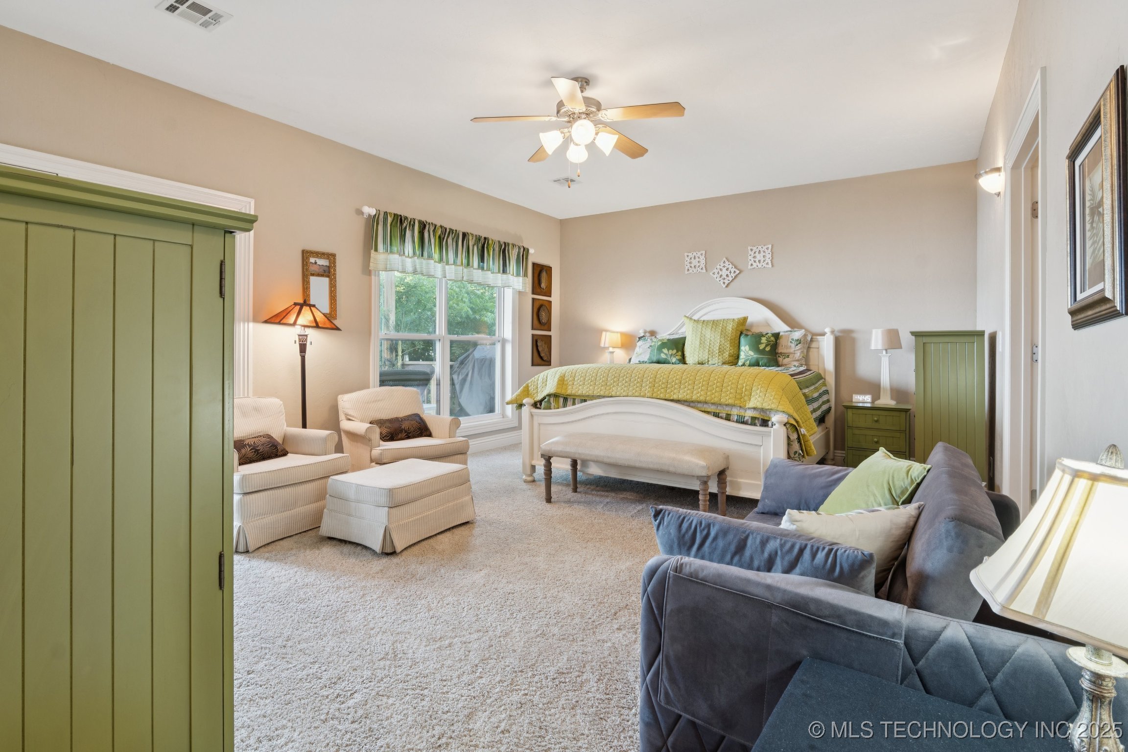 Grove, Oklahoma, 74344, United States, 3 Bedrooms Bedrooms, ,3 BathroomsBathrooms,Residential,For Sale,1900889