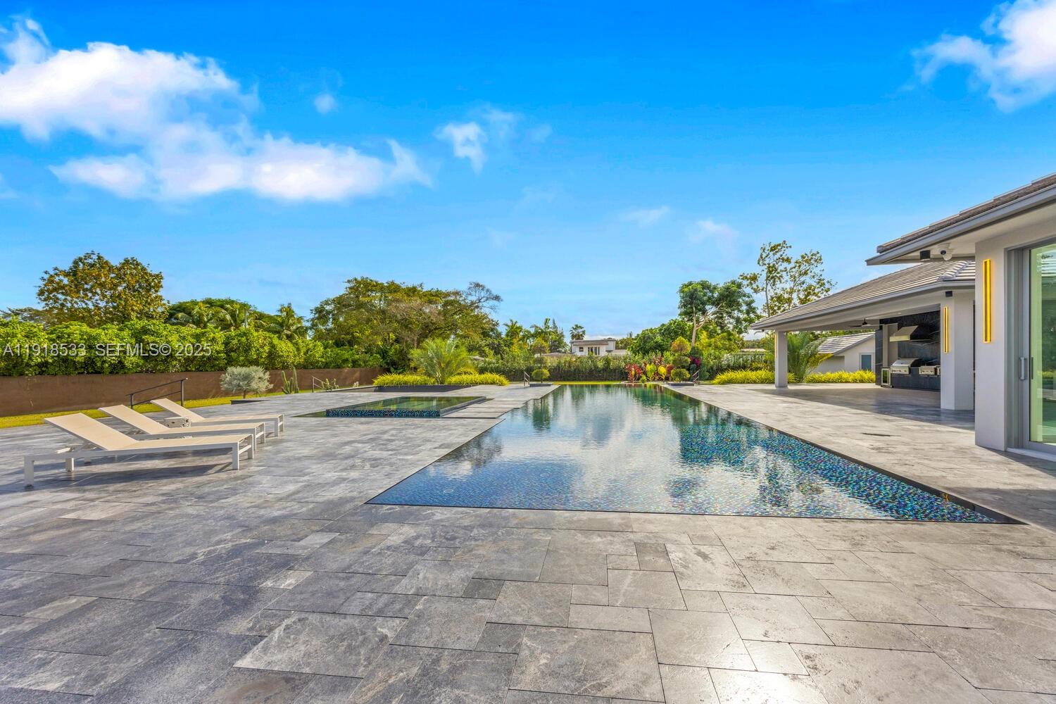 Miami, Florida, 33173, United States, 6 Bedrooms Bedrooms, ,7 BathroomsBathrooms,Residential,For Sale,2001798