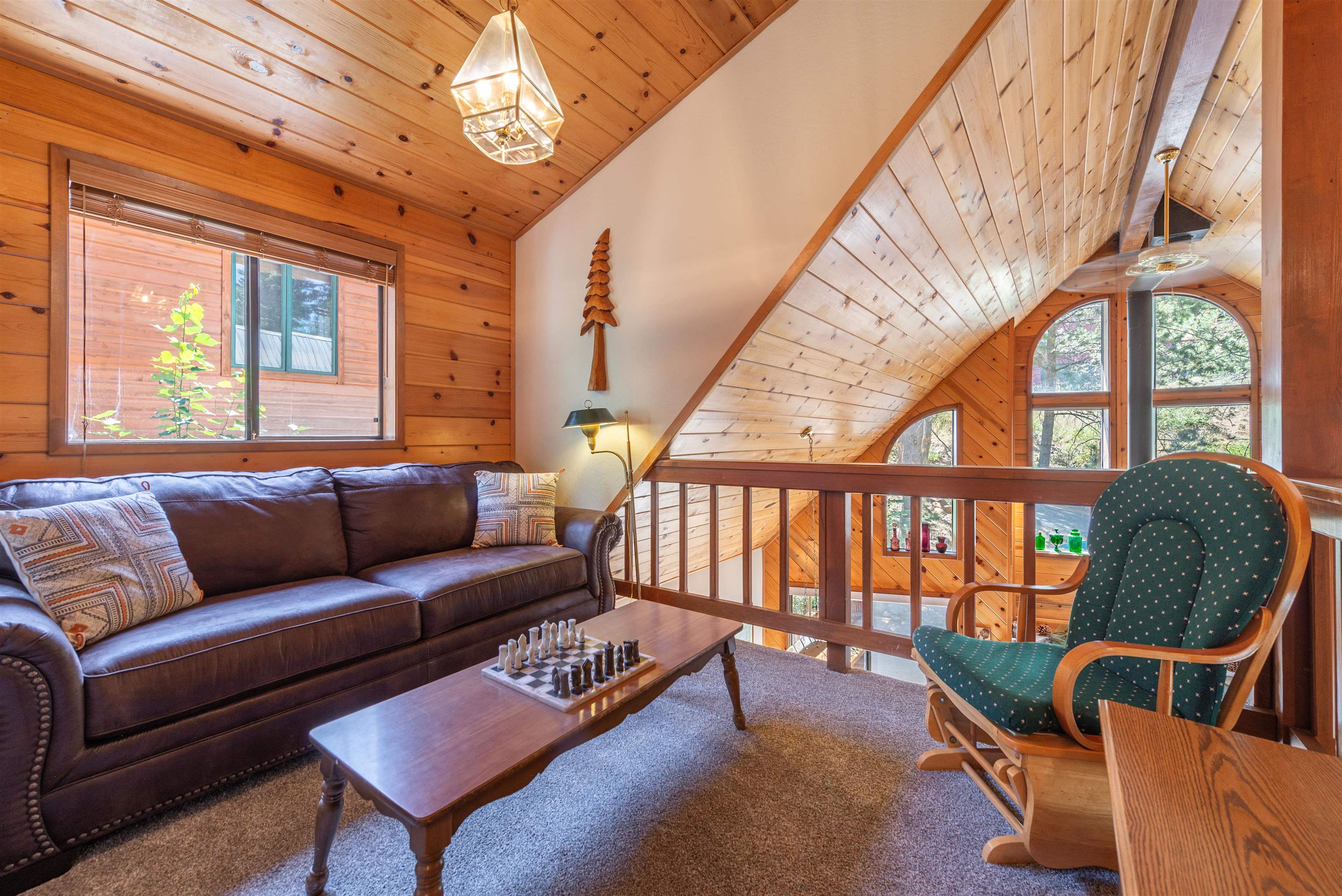 Truckee, California, 96161, United States, 3 Bedrooms Bedrooms, ,2 BathroomsBathrooms,Residential,For Sale,1917149